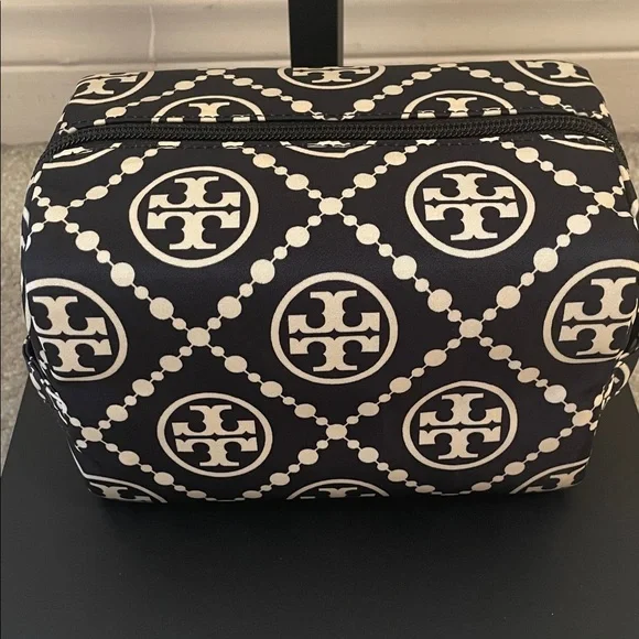 Tory Burch Black and White Cosmetic Bag - Picture 2 of 7